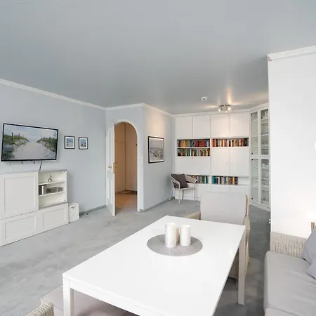 H3 23 - Hanseat - Aussenschwimmbad Apartamento Scharbeutz